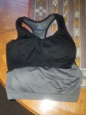 Mirity Racerback Sports Bra XL worn Once